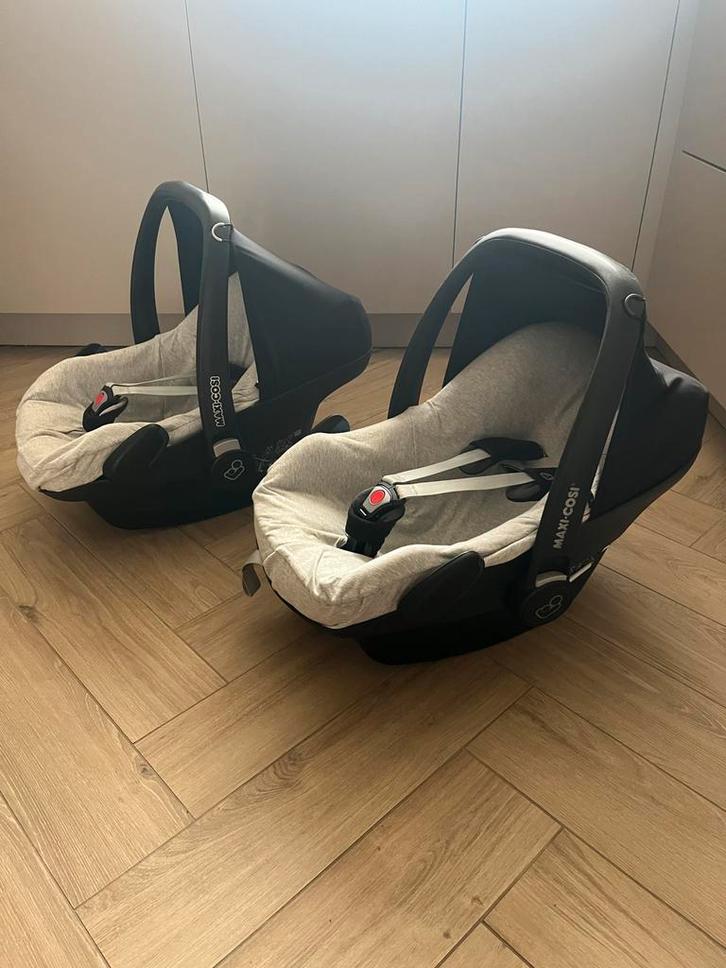 Maxi-Cosi incl. voetenzak & hoes /  tweeling, Kinderen en Baby's, Autostoeltjes, Gebruikt, Maxi-Cosi, 0 t/m 13 kg, Autogordel