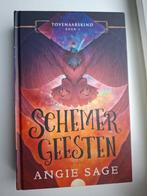 Schemergeesten - Angie Sage, Boeken, Ophalen, Zo goed als nieuw, Angie Sage