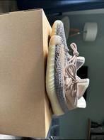 Adidas Yeezy Boost 350 V2 Ash Pearl - Maat 41 1/3, Kleding | Heren, Schoenen, Ophalen of Verzenden, Zo goed als nieuw, Overige kleuren