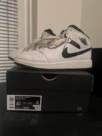 Nike jordan 36,5, Kinderen en Baby's, Ophalen of Verzenden, Zo goed als nieuw, Jongen of Meisje