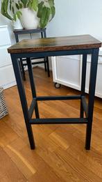 2 barkrukken  65 hoog, Huis en Inrichting, Tafels | Sidetables, Ophalen, Metaal, Industrieel