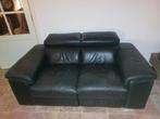 Echte leren elektrische 2 persoons bank, Huis en Inrichting, Banken | Bankstellen, Ophalen, Zo goed als nieuw