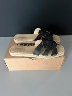 Nieuwstaat! Espadrij slippers zwart leer mt 40, Slippers, Zwart, Nieuw, Ophalen of Verzenden