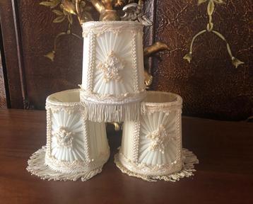 Boudoir Brocante Barok lampenkapje met franjes  beschikbaar voor biedingen