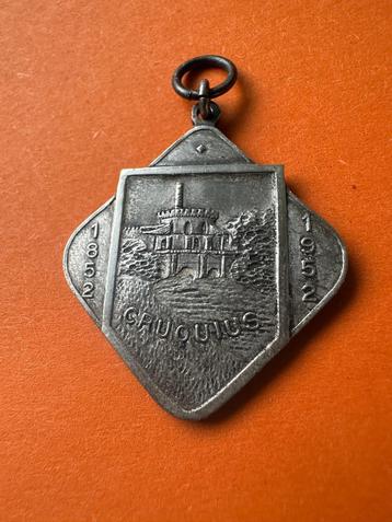 Mooie Cruquius badge. 1952. Jubileumrit M.C.H. oldtimer.  beschikbaar voor biedingen