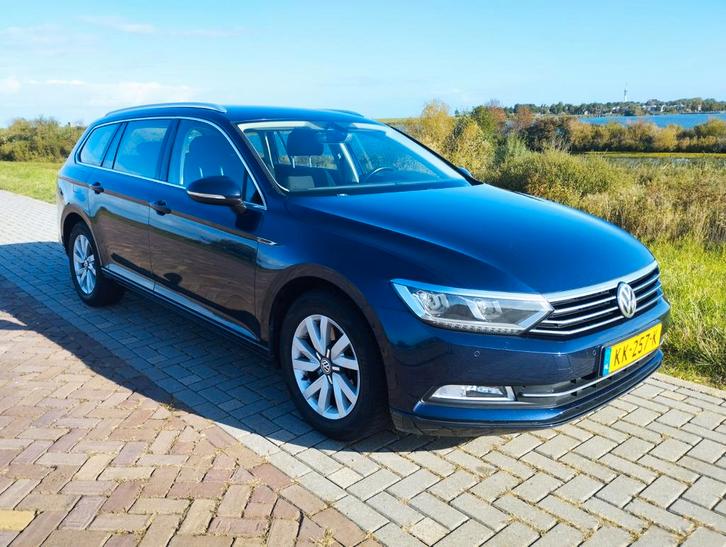 Volkswagen Passat 1.4 TSI 110KW Variant 2016 Blauw, Auto's, Volkswagen, Particulier, Passat, Benzine, A, Stationwagon, Handgeschakeld
