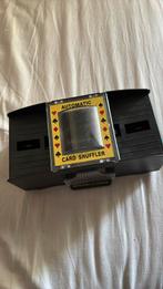 Automatische kaartenschudder, Spelcomputers en Games, Spelcomputers | Atari, Ophalen of Verzenden, Zo goed als nieuw, Met 1 controller