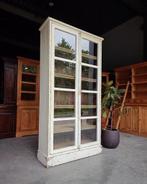 Brocante Vitrinekast | Sleetse franse Buffetkast | #2150, Huis en Inrichting, Kasten | Vitrinekasten, 100 tot 150 cm, 200 cm of meer