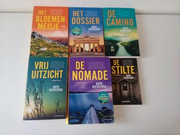 Anya Niewierra Literaire Thriller boeken  beschikbaar voor biedingen