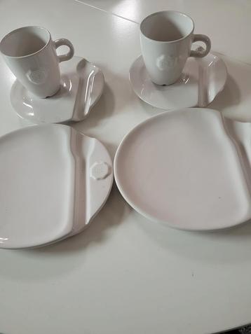 Douwe Egberts Mosa Servies - Nicolas Carels beschikbaar voor biedingen