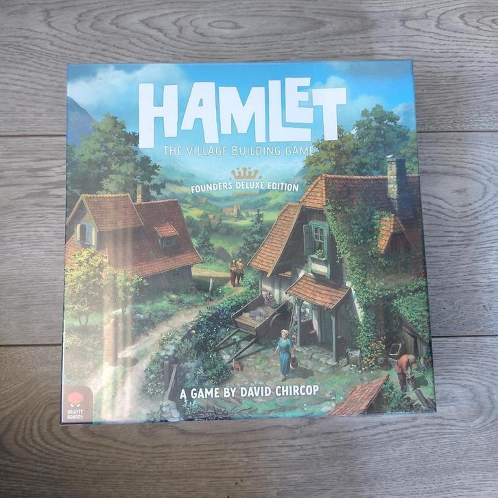 Hamlet (Founders Deluxe Edition) (Kickstarter), Hobby en Vrije tijd, Gezelschapsspellen | Bordspellen, Nieuw, Een of twee spelers