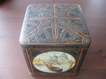 Van Houten's Cacao en Chocolade. Leuk blikje. beschikbaar voor biedingen