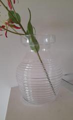 Vaas geribbeld glas, Ophalen of Verzenden, Gebruikt, Glas, Minder dan 50 cm