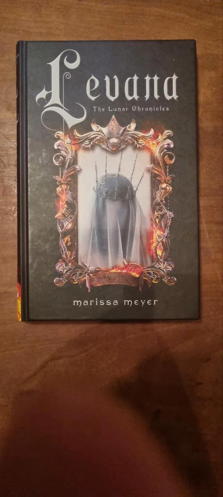 Marissa Meyer - Levana, Boeken, Kinderboeken | Jeugd | 13 jaar en ouder, Zo goed als nieuw, Ophalen of Verzenden