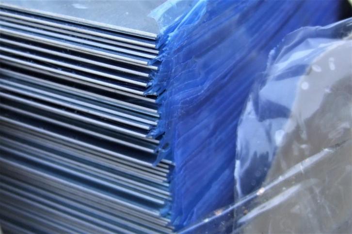 Aluminium platen 2200 x 1290 x 0.8 mm (per pak), Hobby en Vrije tijd, Overige Hobby en Vrije tijd, Nieuw, Ophalen