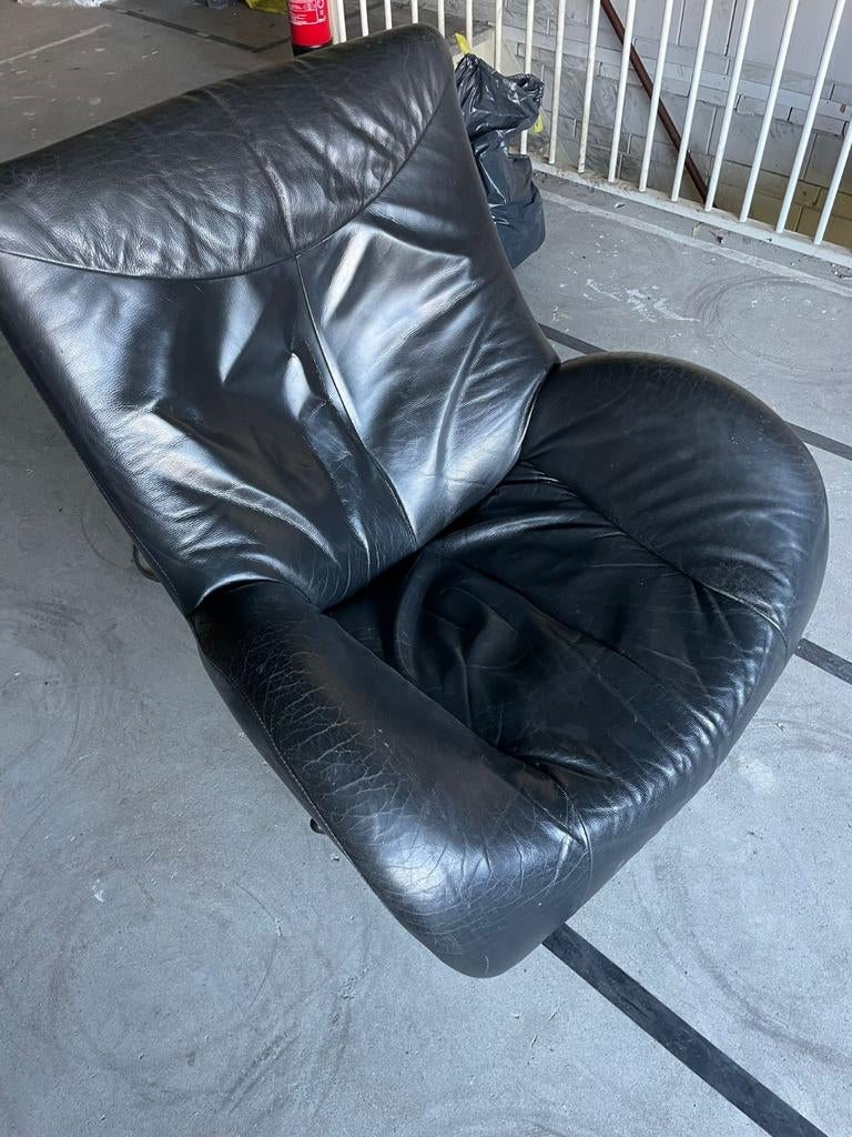 LeoLux Zwart Lederen Relaxfauteuil, Huis en Inrichting, Fauteuils, Gebruikt, Leer, 75 tot 100 cm, 75 tot 100 cm, Ophalen of Verzenden