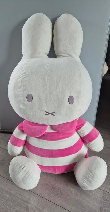 Grote Nijntje Knuffel - 100 cm beschikbaar voor biedingen