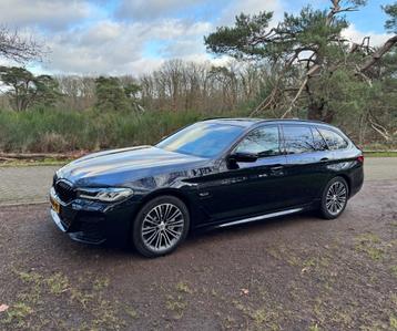 BMW 5-Serie Touring 530e M Sport (Prem Select/Service Incl) beschikbaar voor biedingen