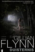 Duisternis - Gillian Flynn, Gelezen, Ophalen of Verzenden, Gillian Flynn