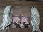 Voor carnaval of themafeest, 2 pruiken (evt.2 witte gewaden), Ophalen of Verzenden, Gebruikt, Carnaval
