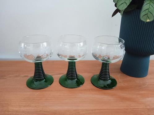 3 Vintage  trendy LUMINARC FRANCE Roemer Moezel wijnglazen, Verzamelen, Glas en Borrelglaasjes, Nieuw, Overige typen, Ophalen of Verzenden