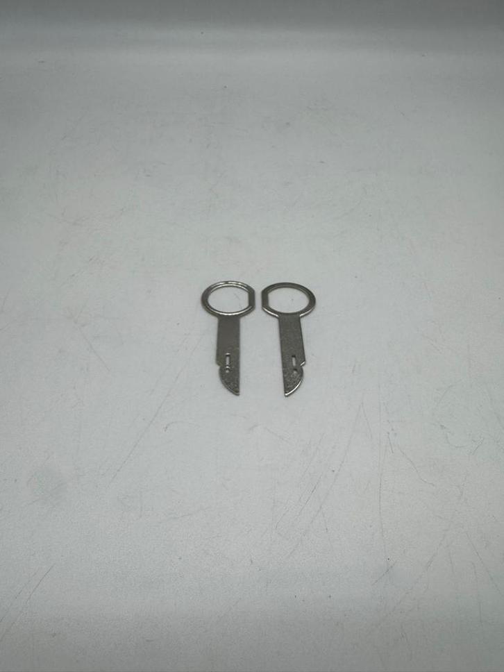 VAG Radio Demontagesleutels - Audi VW Seat Skoda, Auto-onderdelen, Dashboard en Schakelaars, Audi, Nieuw, Ophalen of Verzenden