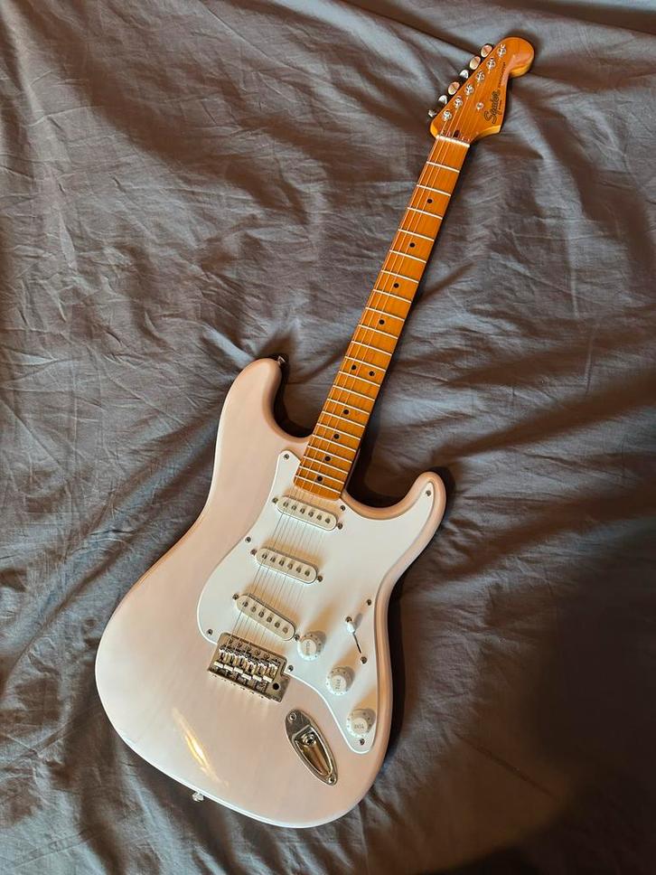 Squier Classic Vibe 50s Stratocaster White Blonde, Muziek en Instrumenten, Snaarinstrumenten | Gitaren | Elektrisch, Zo goed als nieuw