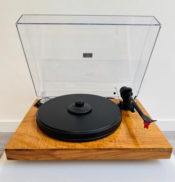 Pro-ject 2Xperience olijf incl. Ortofon Quintet Red, Ophalen of Verzenden, Gebruikt, Platenspeler, Overige merken