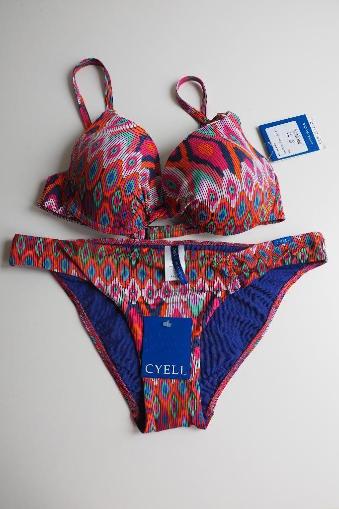 Cyell bikini NIEUW ! met kaartjes Prachtig!, Kleding | Dames, Badmode en Zwemkleding, Nieuw, Bikini, Overige kleuren, Ophalen of Verzenden