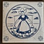 Tegeltje (zeeuws) meisje met juk, Ophalen of Verzenden, Gebruikt