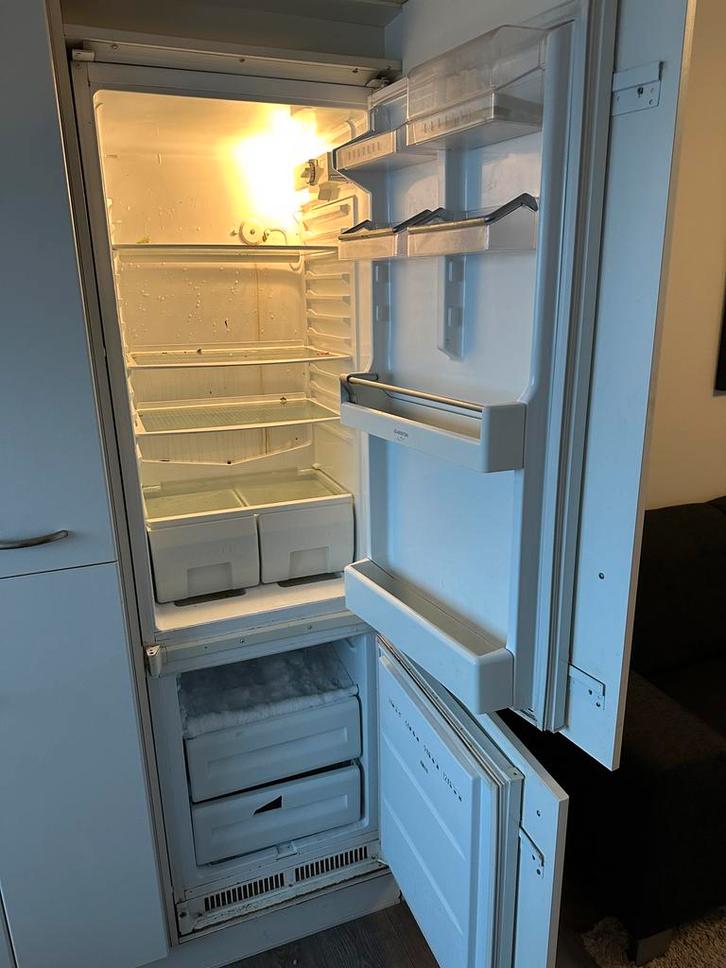 Inbouw Koel-vriescombinatie - Gebruikt, Goed Werkend, Witgoed en Apparatuur, Koelkasten en IJskasten, Gebruikt, Met vriesvak, 200 liter of meer