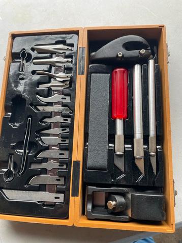 Complete Houtsnijmessenset voor de miniatuurbouw- Nieuw! beschikbaar voor biedingen