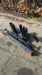 Fietsen rekje, Ophalen, Zo goed als nieuw, Trekhaakdrager