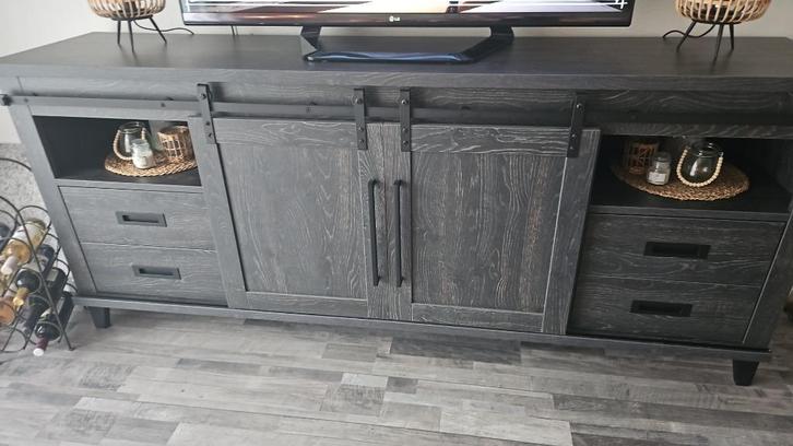 Dressoir, Huis en Inrichting, Kasten | Dressoirs, Zo goed als nieuw, 200 cm of meer, 50 tot 75 cm, Met lade(s), Met deur(en), Met plank(en)