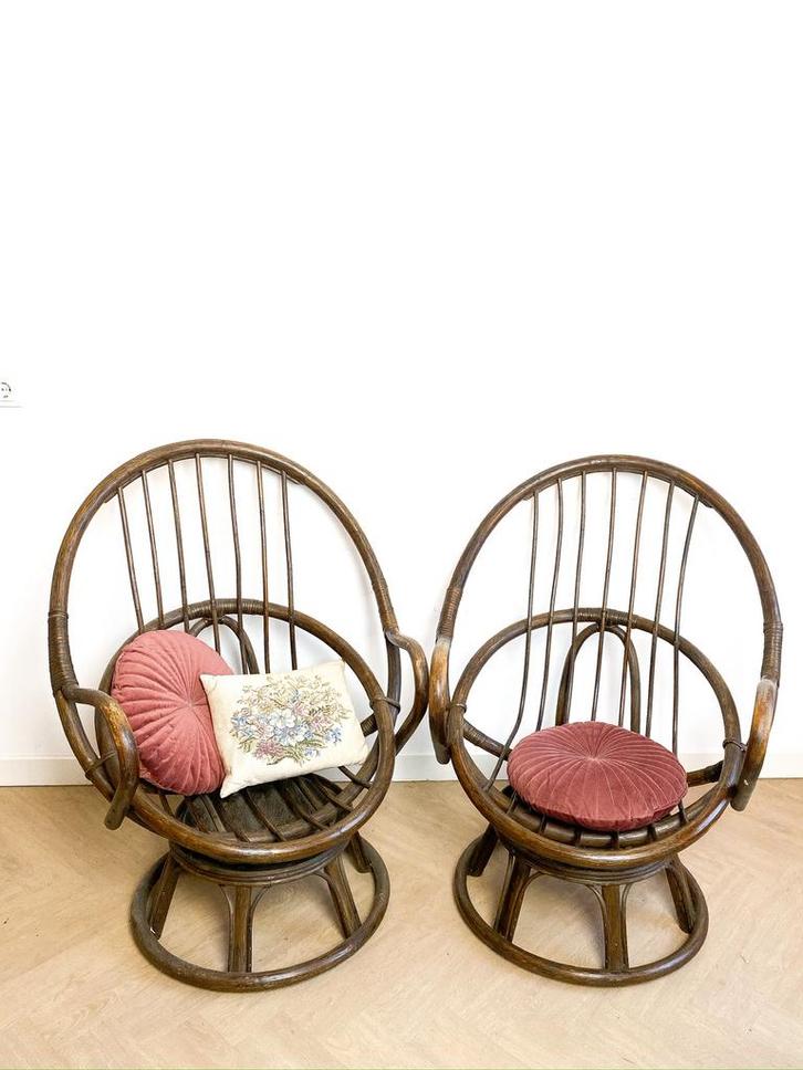 Vintage 2 X rotan bamboe manou stoelen fauteuils egg chair, Huis en Inrichting, Stoelen, Zo goed als nieuw, Twee, Bruin, Ophalen