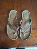 leren uggs teenslippers 44, Ophalen of Verzenden, Zo goed als nieuw, Bruin