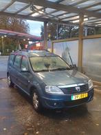 Dacia Logan 1.6 16V ABS AircoTrekhaak MCV 77KW 7P 2009 Blauw, Auto's, 4 cilinders, Blauw, 7 stoelen, Logan