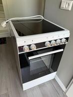Technolux fornhuis inductie met oven, Witgoed en Apparatuur, Fornuizen, Ophalen, 4 kookzones, Zo goed als nieuw, Inductie