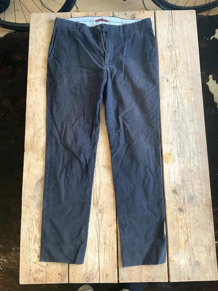 Classic Fit Sanderson Chinos, size 36, woven in Italy., Kleding | Heren, Broeken en Pantalons, Zo goed als nieuw, Maat 52/54 (L)