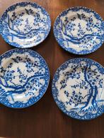 Vier Japanse Bordjes met Blauw Decor, Gebruikt, Ophalen of Verzenden, Bord(en), Overige stijlen