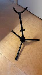 Alt Saxofoon Standaard - K&M, Muziek en Instrumenten, Standaards, Ophalen, Gebruikt, Instrumentstandaard, Saxofoon