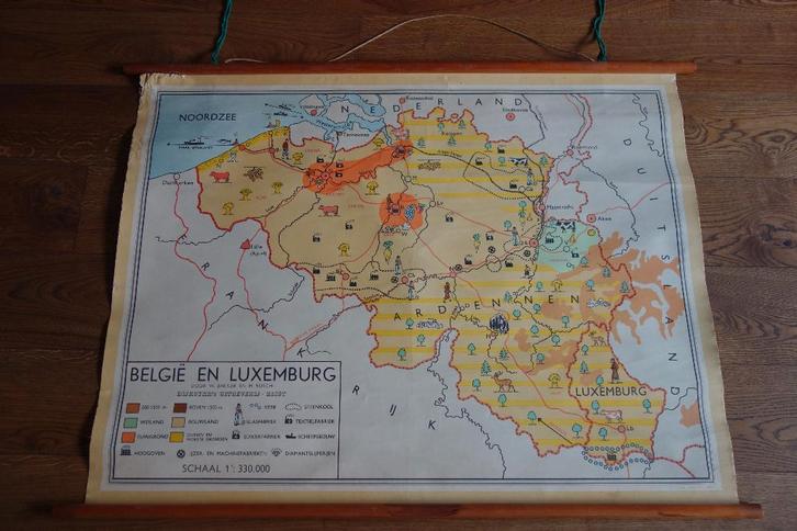 School landkaart België Luxemburg., Antiek en Kunst, Antiek | Schoolplaten, Aardrijkskunde, Ophalen of Verzenden