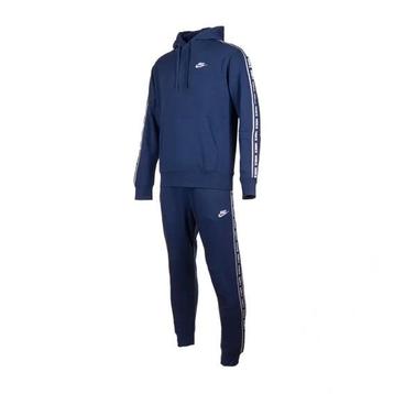 NIKE Trainingspak SET beschikbaar voor biedingen