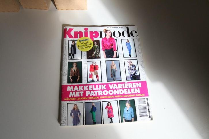 knip modeblad, Hobby en Vrije tijd, Kledingpatronen, Gebruikt, Overige typen, Vrouw, Knipmode, Ophalen of Verzenden