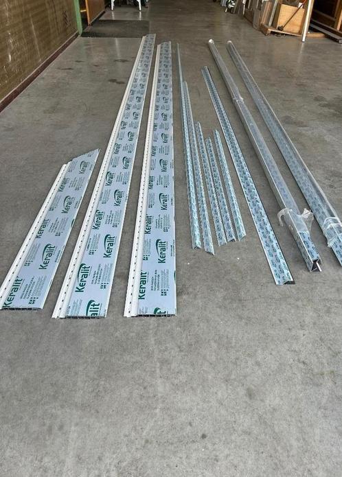 Keralit , hoek-, eind-, basisprofielen en sponningdeel 143mm, Doe-het-zelf en Verbouw, Platen en Panelen, Nieuw, Overige materialen