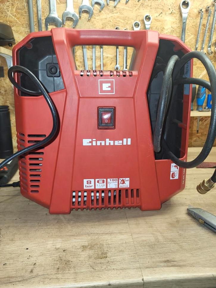 Einhell Hand Compressor 8 Bar - Zo Goed Als Nieuw!, Doe-het-zelf en Verbouw, Compressors, Zo goed als nieuw, 6 tot 10 bar, Minder dan 25 liter