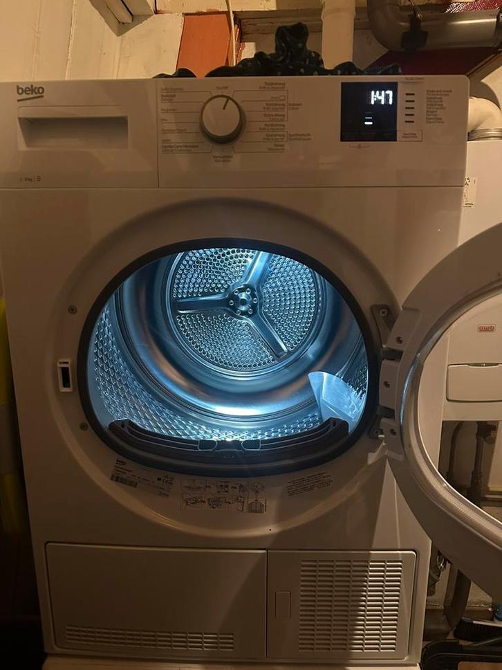 Mooie beko condensdroger, Witgoed en Apparatuur, Wasdrogers, Zo goed als nieuw, Condens, 6 tot 8 kg, 85 tot 90 cm, Ophalen