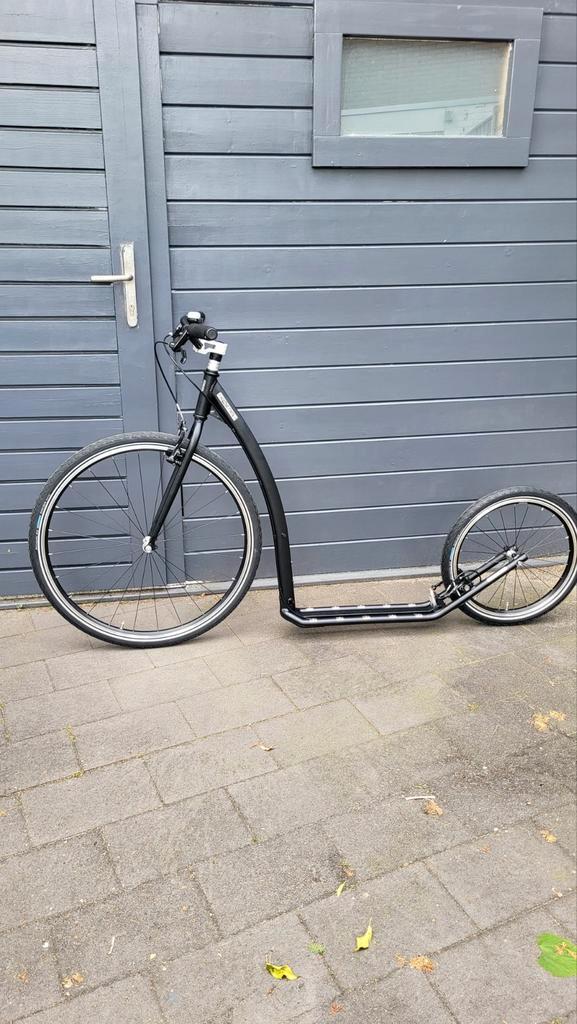 Kostka travel step zwart, Fietsen en Brommers, Steps, Zo goed als nieuw, Gewone step, Ophalen