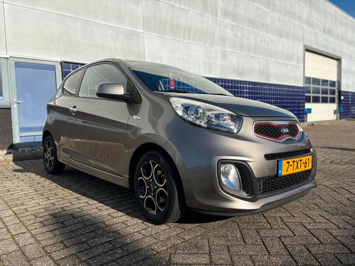 Kia Picanto world cup ed. CARPLAY- startstop-1.0 Cvvt 2014, Auto's, Kia, Particulier, Picanto, Benzine, A, Hatchback, Handgeschakeld