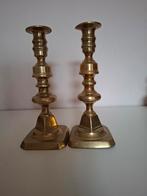 2 mooie antieke koperen kandelaars., Antiek en Kunst, Antiek | Kandelaars, Ophalen of Verzenden, Koper of Brons